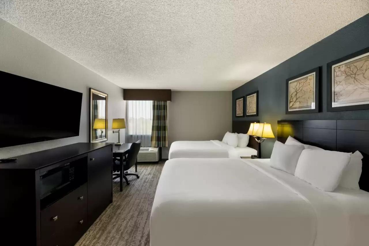 Clarion Near Convention Center Hotel San Angelo