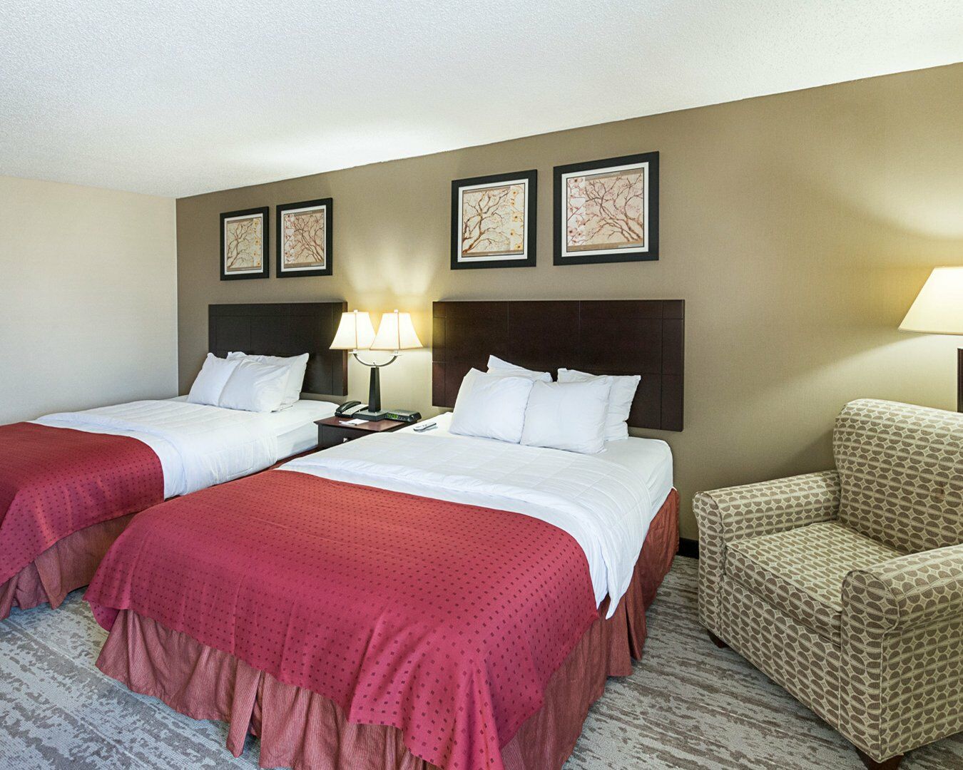 Hotel Clarion Near Convention Center
